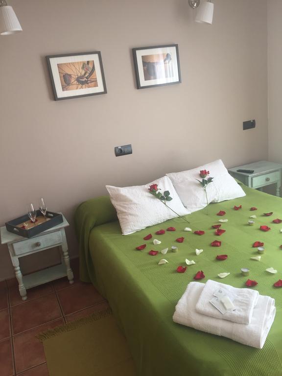 Hotel Restaurante Vinas Viejas Fuentes de Ayódar Eksteriør bilde